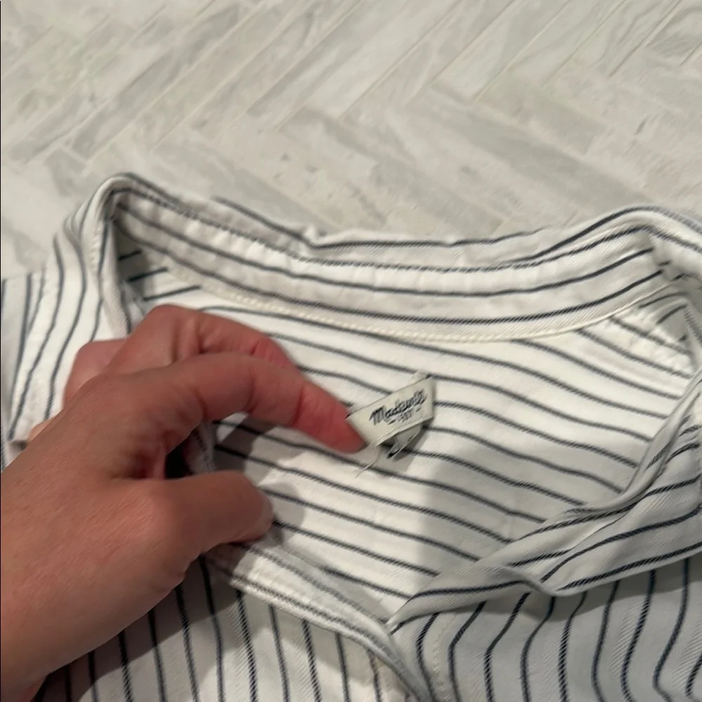 Madewell Striped Women’s Shirt - Black and White, size small - Picture 6 of 6
